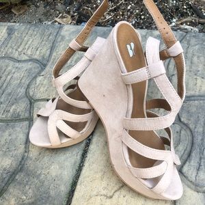 BP Wedge Sandal
